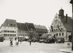 Grimma, Markt : Grimma. Markt mit Rathaus. Blick nach Nordosten