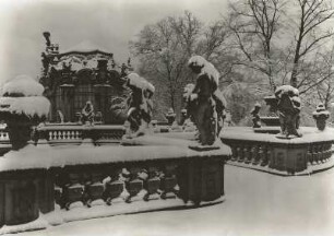 Dresden-Altstadt. Zwinger. Terrasse über dem Nymphenbad