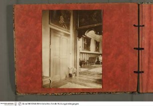 Album mit Fotografien aus dem Palazzo ZuccariAnsicht des Salotto Veneziano nach Südosten zum Musikzimmer - Riccio-Album