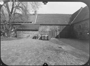 ehem. Kloster, Nord- und Ostgiebel
