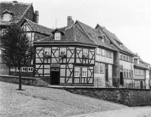 Blick zur Schuhmacherwerkstatt "Wilhelm Pfeiffer"