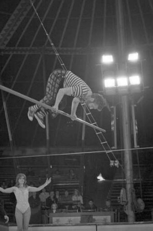 Gastspiel des Zirkus Hagenbeck auf dem Messplatz in Karlsruhe