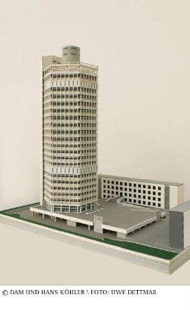 Behördenhochhaus (Projekt) - Modell des Gesamtgebäudes