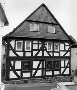 Braunfels, Burgweg 22