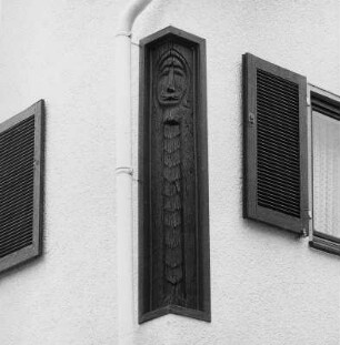 Eckständer; Weinbach, Obergasse 5