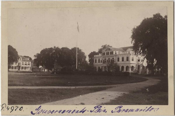 Bâtiment du gouvernement à Paramaribo