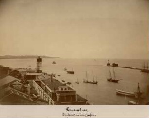 Pernambuco, Einfahrt in den Hafen