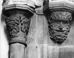 Konsole der Heiligen Margarete und Beatrix