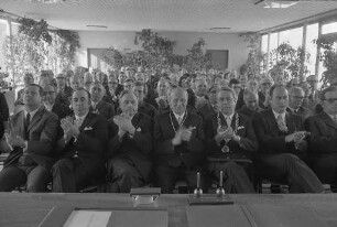 Ratifizierung des Vertrags über die Eingemeindung der Gemeinde Stupferich nach Karlsruhe mit Wirkung vom 1. Januar 1972