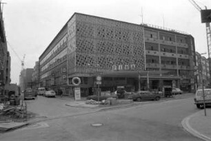 Parkhaus Ecke Zähringerstraße und Adlerstraße