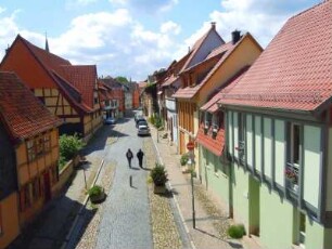 Quedlinburg - Neuendorf : Die Gasse Neuendorf in Quedlinburg, aufgenommen am 3. Mai 2014. Foto Uwe Gerig