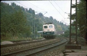 Gäubahn Stuttgart Süd Lok 110 219 Eilzug S-Singen Bnb-Wagen