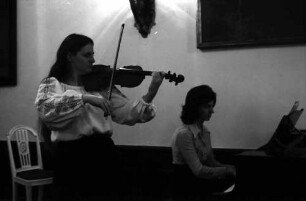 Keine Beschreibung [Freiburg: Kaufhaussaal; Konzert zum italienischen Nationalfeiertag]