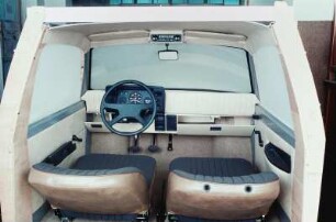 Innengestaltung Trabant P 601 : Sitzkiste eines Trabant P 601 im Maßstab 1 : 1 für VEB Produkt und Umweltgestaltung (PUG) und VEB Sachsenring Automobilwerke Zwickau.