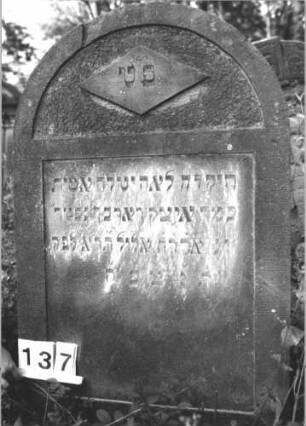 Grabstein 137