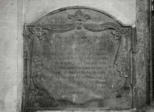 Lößnitz, Hospitalkirche Sankt Georg : Lößnitz (Kreis Aue), Hospitalkirche Sankt Georg (1861), Epitaph an der Außenwand