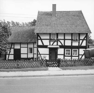 Neu-Eichenberg, Hermannröder Straße 11