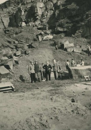 verschiedene Steinbrüche, Werkplätze, Baumaterialien und Bauprojekte, 1932-1958