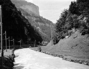 Lauterbrunntal : Blick entlang der Weissen Lütschine