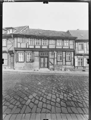 Quedlinburg, Goldstraße 14. Wohnhaus. Straßenfront