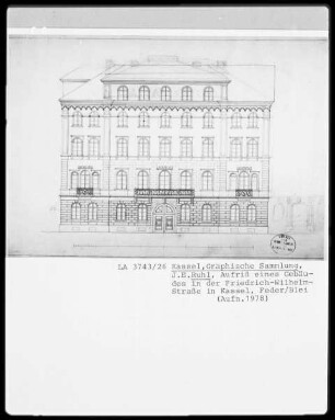 Kassel & Gebäude in der Friedrich-Wilhelmstraße