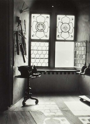 Burgk, Rittersaal des Schlosses : Burgk. Schloß. Fensternische im Rittersaal (ehemaliger Jagdsaal) des 3. Obergeschosses