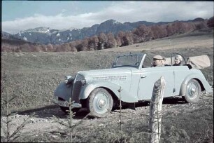 Bratocea Pass: Serptentine zum Bratocea Pass, mit Aja, Adler Trumpf