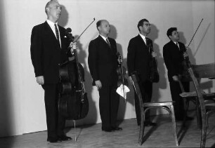 Donaueschingen: Donaueschinger Musiktage; Sternensaal; Juilliard String Quartet verbeugt sich