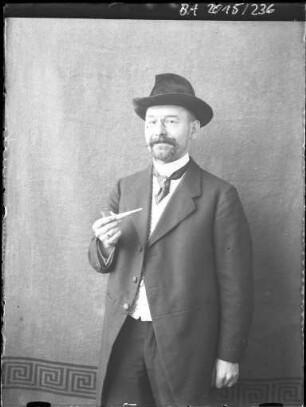 Porträt Hugo Stief