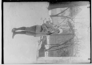 Fasnacht im Josefinenstift (Klösterle) 1929; Narr