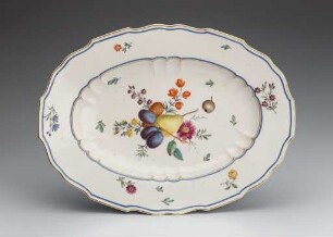 Schale mit Früchte- und Blumendekor
