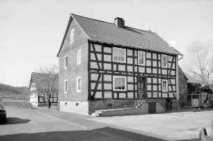 Fachwerkhaus (Fachwerkhaus); Nüsttal, Röllbergstraße 2