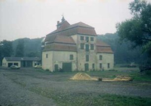 Blumendorf: Gut: Speichergebäude