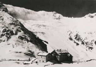 Tirol. Österreich. Berliner Hütte im Zillertal auf der Schwarzensteinalm im Winter