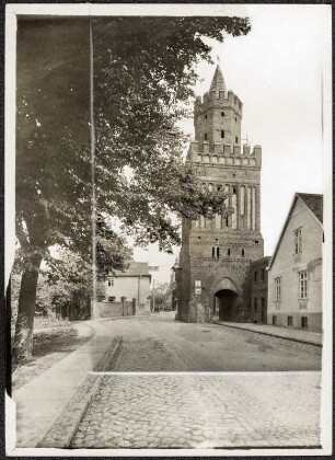 Pyritz (Pyrzyce/Polen). Bahner Tor. Straßenansicht