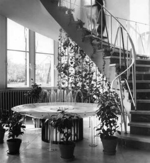 Nürnberg. Hotel "Vier Jahreszeiten". Treppenhaus