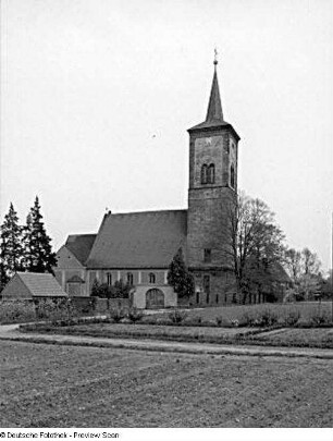 Klipphausen-Scharfenberg. Pfarrkirche Naustadt (Neubau 1591-1598; Turm 1717, nach 1847)