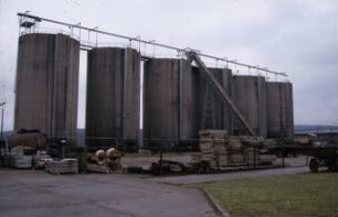Fotografie: Lagertechnik, Hochsilo, Hochbehälter monolitisch