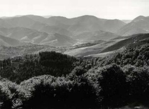 Blick vom Grand Ballon in den Südvogesen
