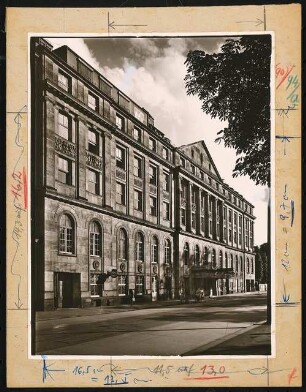 Komödienhaus, Dresden: Ansicht von Westen