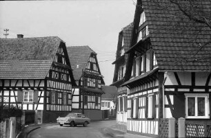 Freistett: Straße mit Fachwerkhäusern