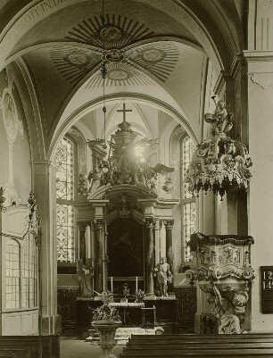 Elstra. Sankt-Michaelis-Kirche (1726/1756). Inneres zum Altar