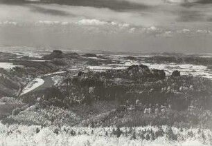 Sächsische Schweiz. Blick vom Großen Winterberg auf Elbtal und Schrammsteine, Infrarotaufnahme