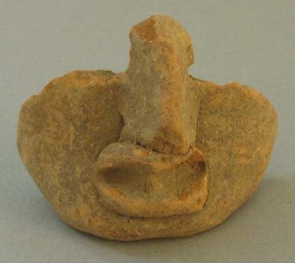 Tête d'argile (fragment)