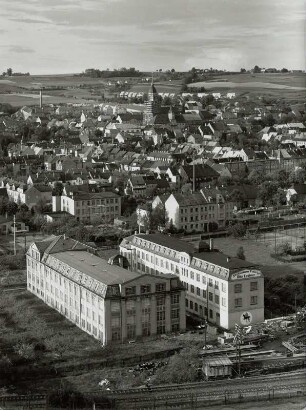 Strickwarenfabriken Eknit und O. Lindner, Roßwein, um 1935