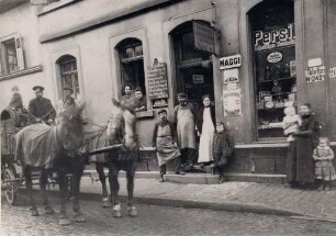 Altstadt, Dörfle. Durlacher Straße 26, Lebensmittelladen