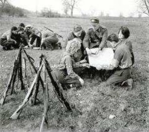 Vormilitärische Ausbildung der Lehrlinge der Betriebsberufsschule Jürgenstorf