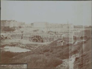 Bau der Wilmersdorf-Dahlemer U-Bahnstrecke, Bau der Seeparkbrücke im Fenn