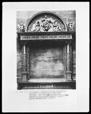 Landauer Altar & Allerheiligenaltar — Altarrahmen mit Deesis als Bekrönung