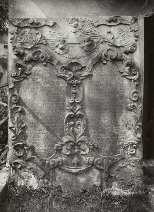 Grabstein für Georg Friedrich Bruccatius, Archidiakon zu Sankt Peter und seiner Ehefrau Maria Bruccatius, geb. Dahl
